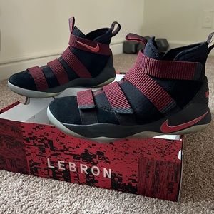 Size 10.5 LEBRON SOLDIER XI